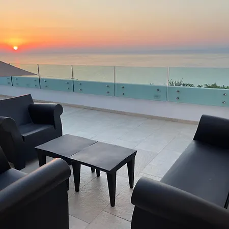 Santa Lucia 瓦斯托