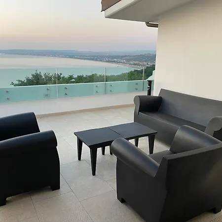 Santa Lucia Apartament Vasto