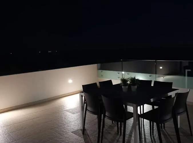 Apartment Santa Lucia