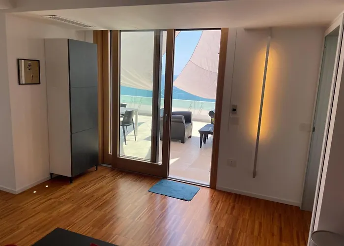 Santa Lucia Apartment *